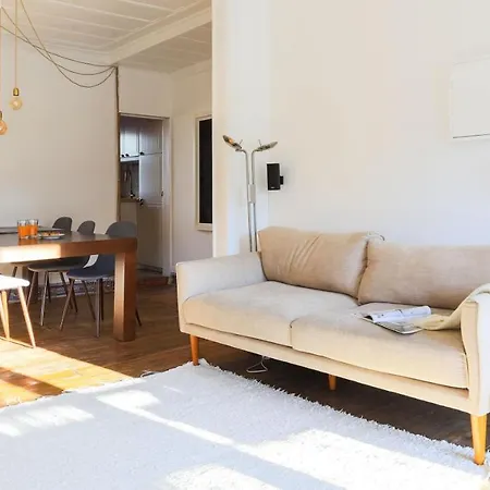 Apartment Plum Guide - Word For Word *